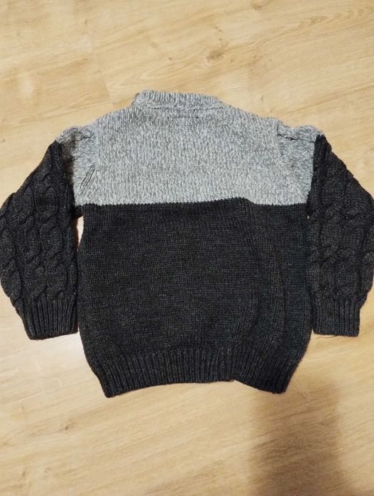 Ciepły sweter rozm. 98 Rebel mini