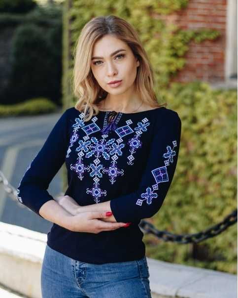 Вишиванки. Вишиті футболки.