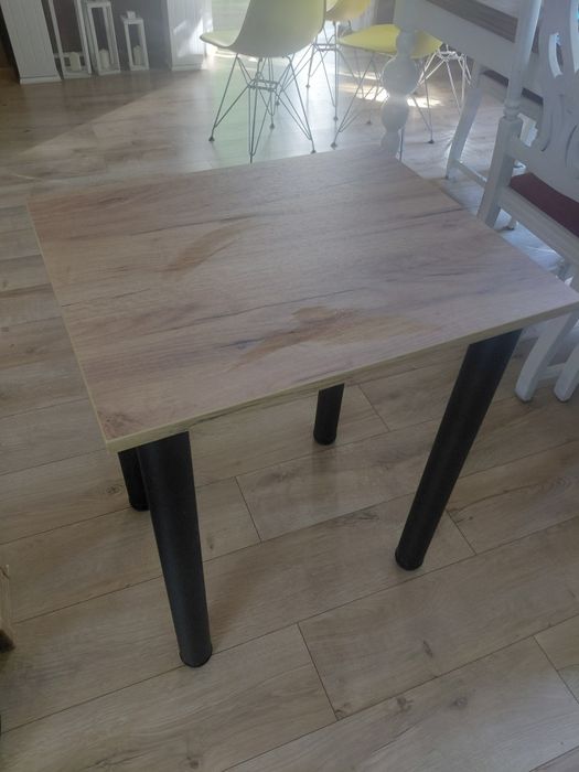 Stół 60×50 cm – nowoczesny, loftowy, czarny stelaż