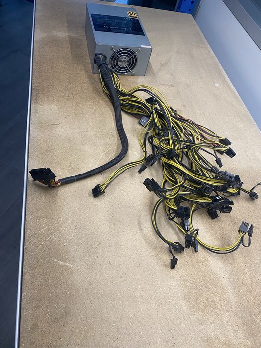 Vendo Fonte de alimentação de 1800 W