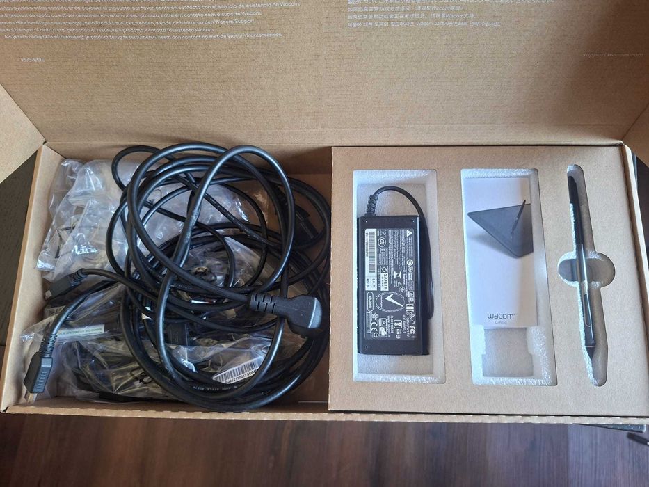 Wacom Cintiq 22 FHD - DTK2260K0A