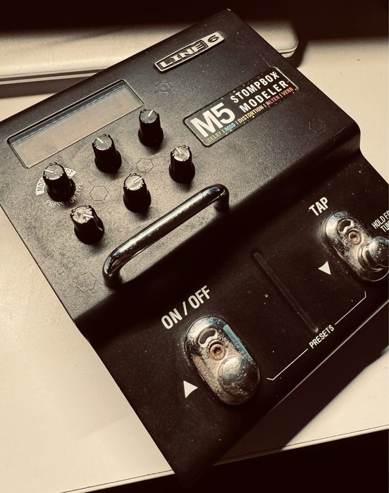 Line 6 M5 - com caixa e transformador