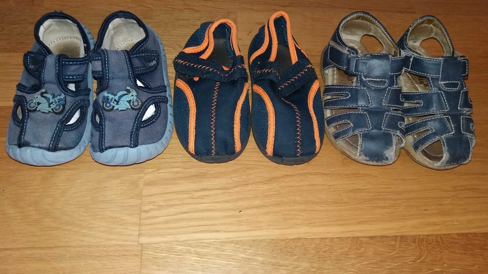 Босоніжки р.24, 14 см Польша 50 грн.