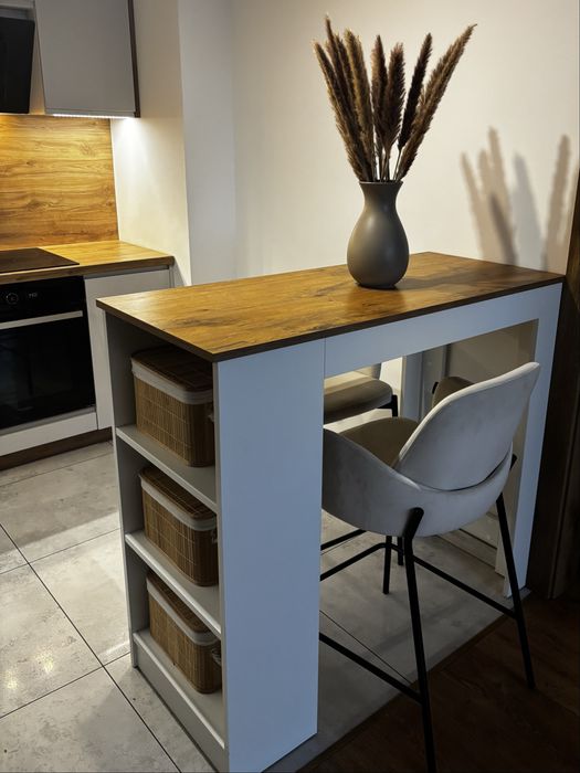 Wyspa kuchenna stół barowy hokery