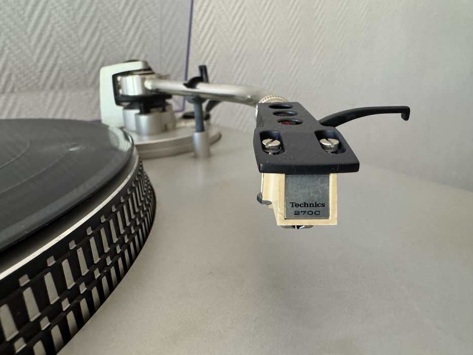 Gramofon Technics SL-D3