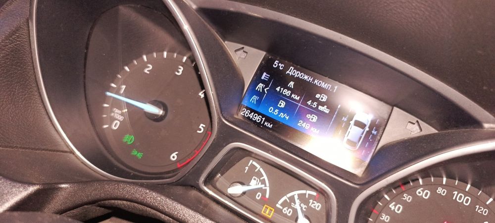 Форд фокус 2015 р ТИТАНІУМ