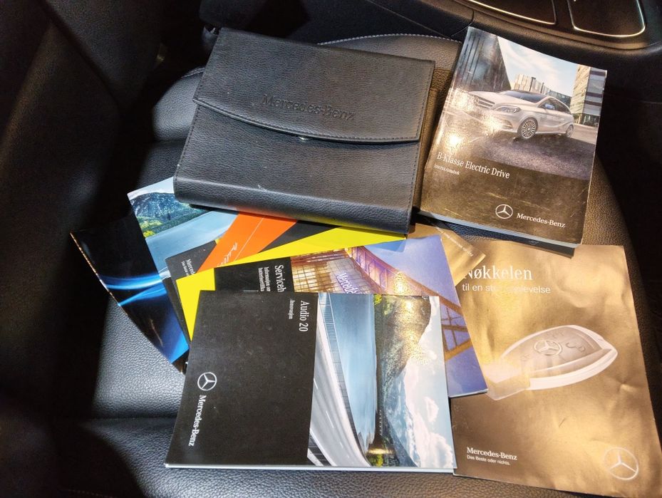 Mercedes Benz B 250E