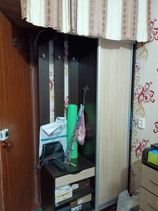 Продам велику кімнату у гуртожитку