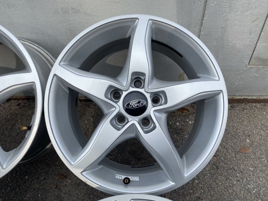 Диски Форд 5/108 r16 комплект Focus, C- max, S- max, Mondeo, Fusion