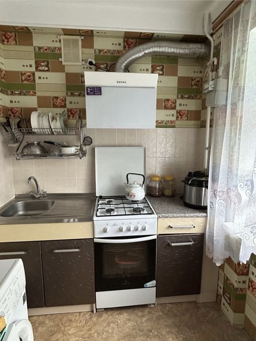 Продам 1 кімнатну квартиру на Черемхах