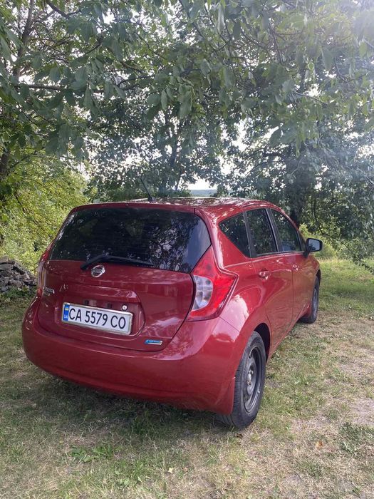 Продам нісан Note
