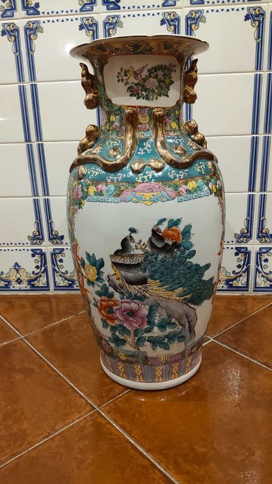 Vaso Chinês pintado a mão