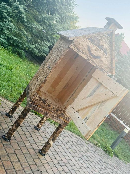 Wędzarnia drewniana