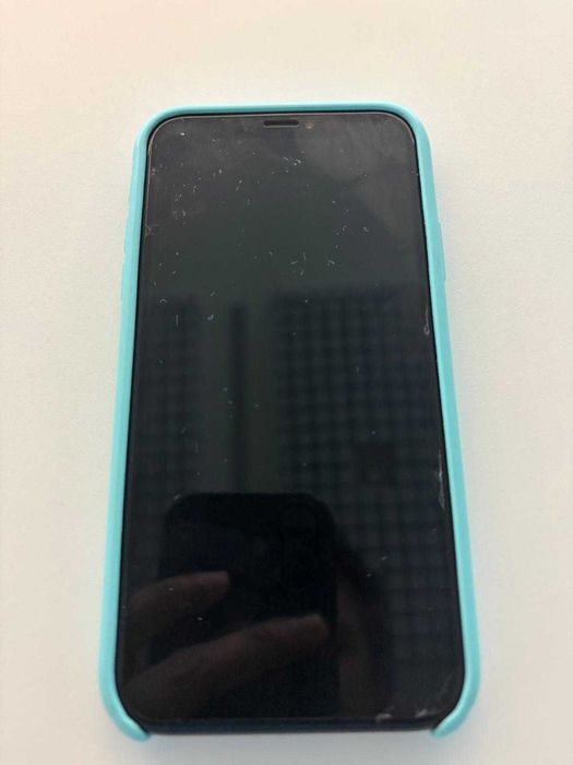 iPhone XR 64GB Preto
