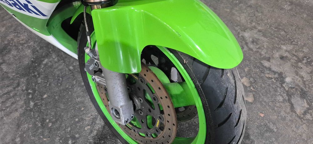 Kawasaki zxr 750 L