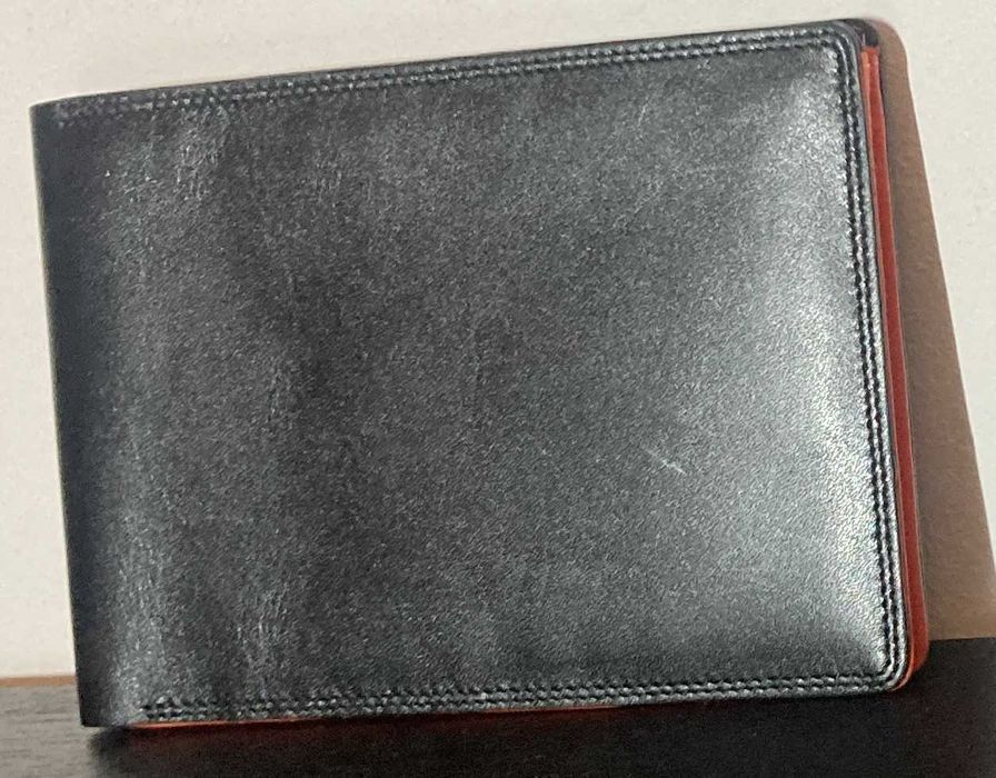 Carteira Passaporte homem com RFID em pele MYWALIT na cor Black/Orange