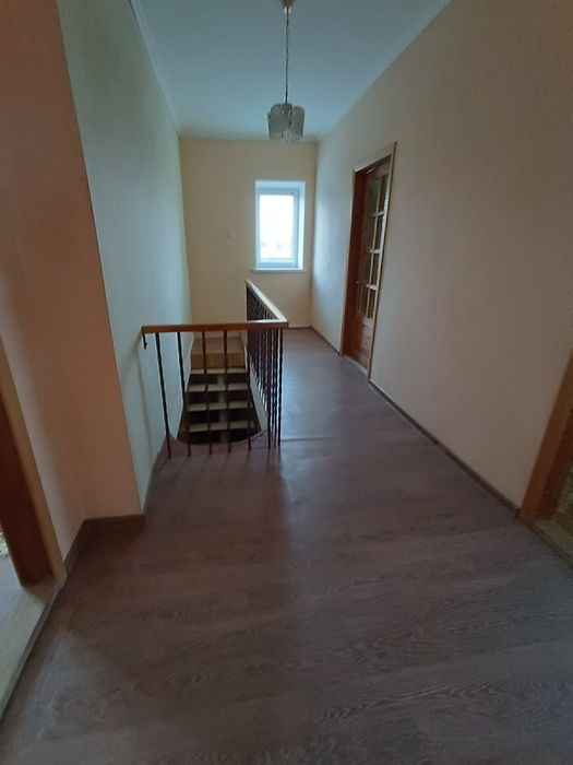 Продається 2х поверховий будинок