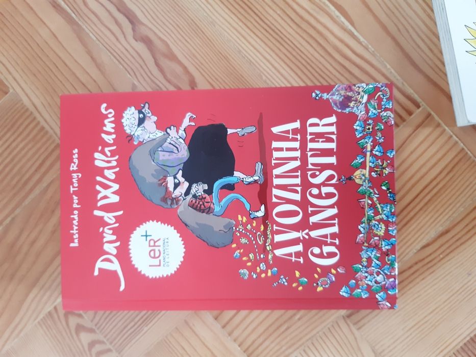 Livros de Criança desde 5€: naruto, avózinha gangster, e mt mais