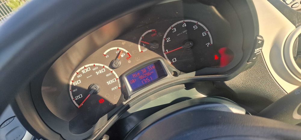 Samochod ford ka