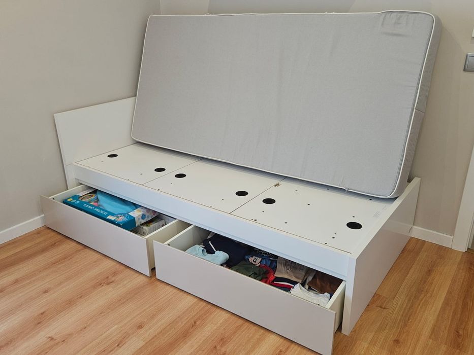 Cama solteiro com colchão