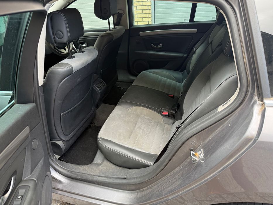 Renault Laguna III 2011