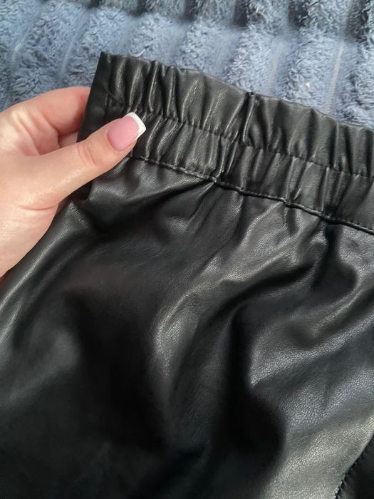 Шкіряні штани брюки