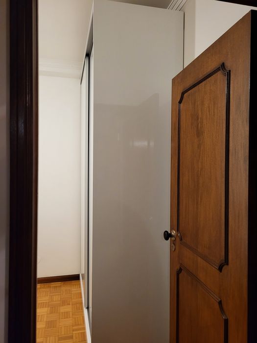 Roupeiro lacado branco