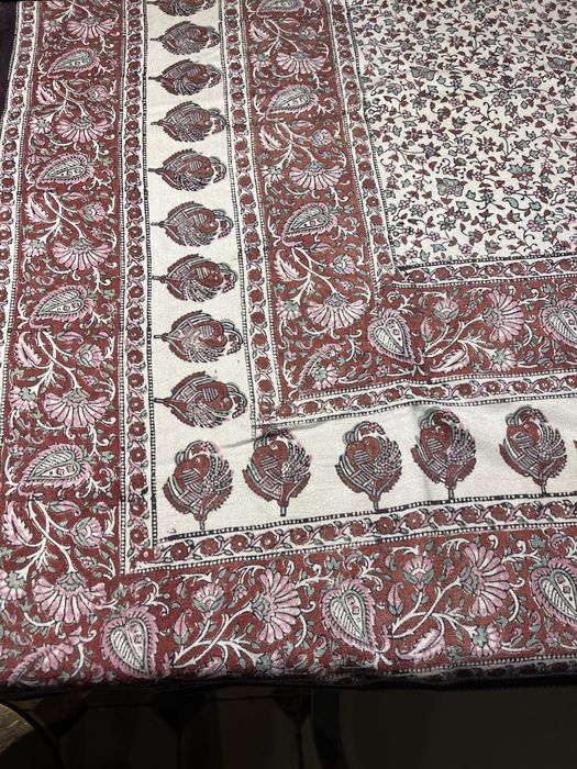 Piekny indyjski obrus - super material, 170 x 140 cm