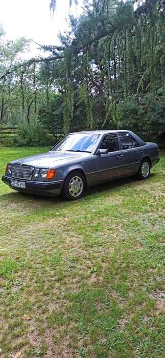 Sprzedam Mercedesa 124 z 1991 roku