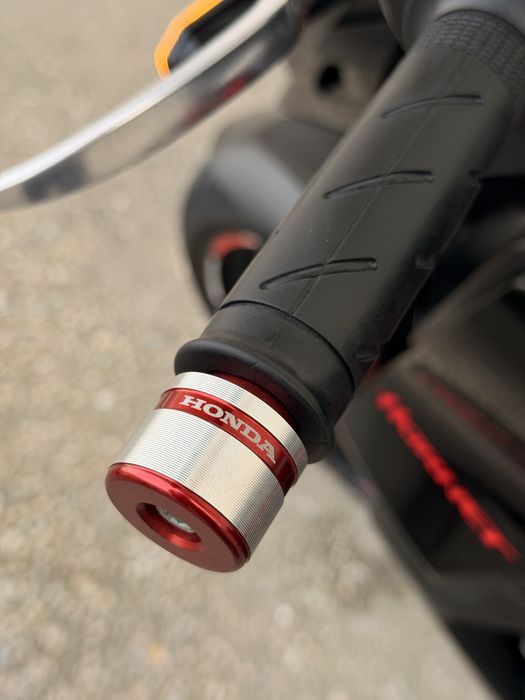 HONDA HORNET 750 - FULL EXTRAS!