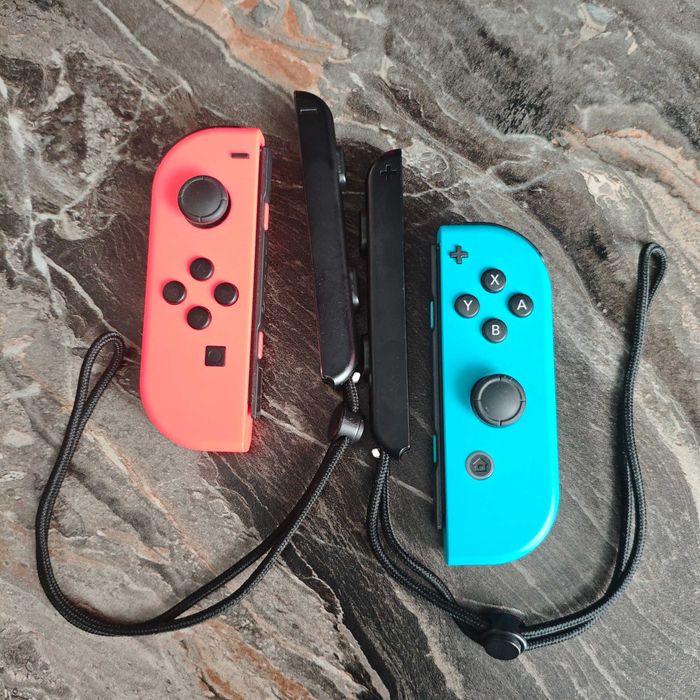 Oryginalne Joy-Cony / Pady do Nintendo Switch