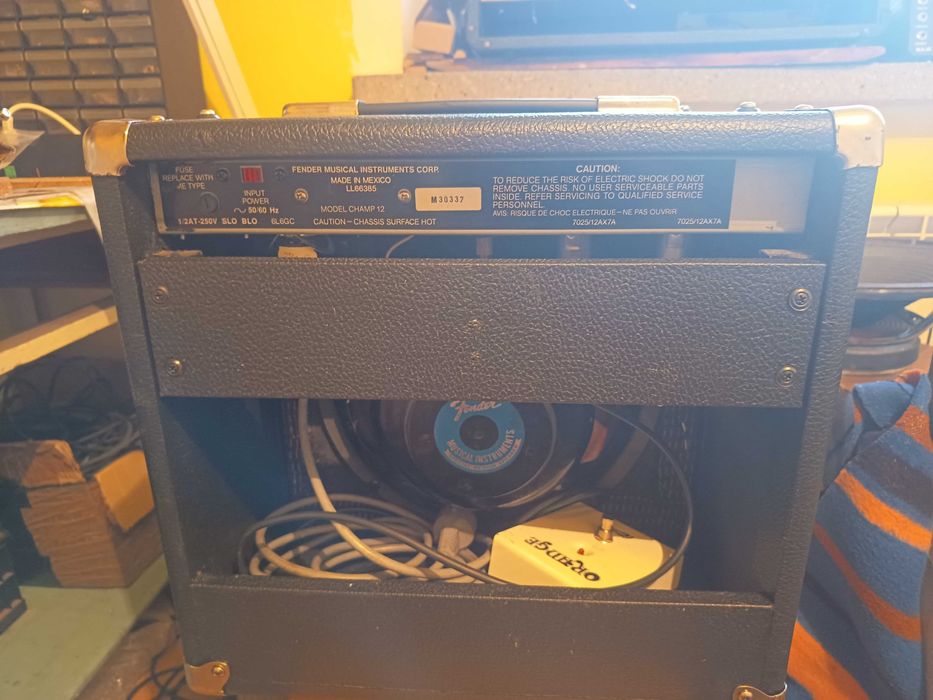 Fender Champ 12 pełna lampa