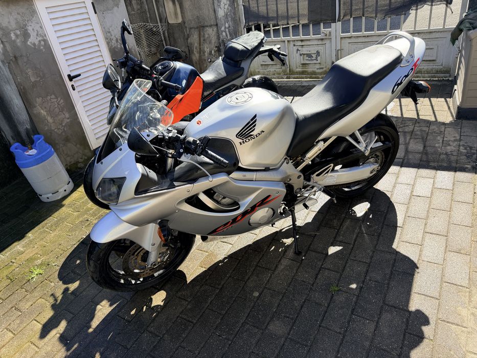 Honda CBR600 bom estado