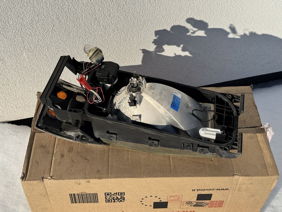 Reflektory przednie Scania R, Oryginał