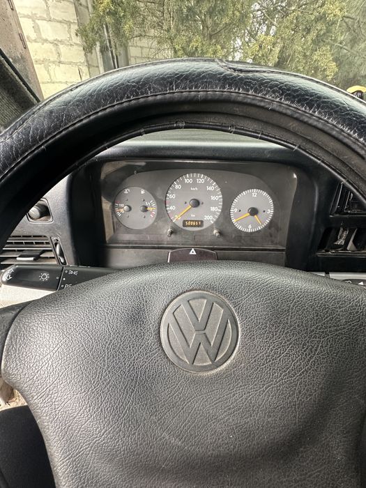 Бус Инкасатор LT35