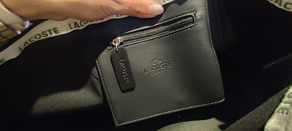 Mala saco tamanho L lacoste  preta