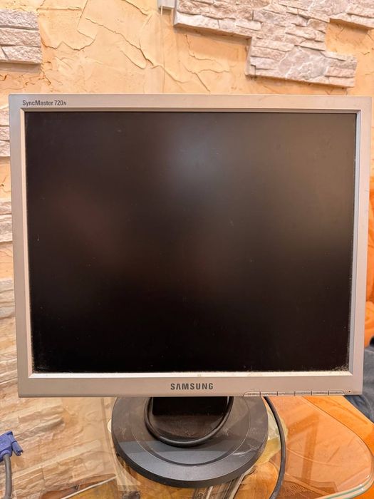 Монітор Samsung SyncMaster 720N
