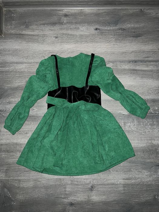 Продам нову сукню на дівчину