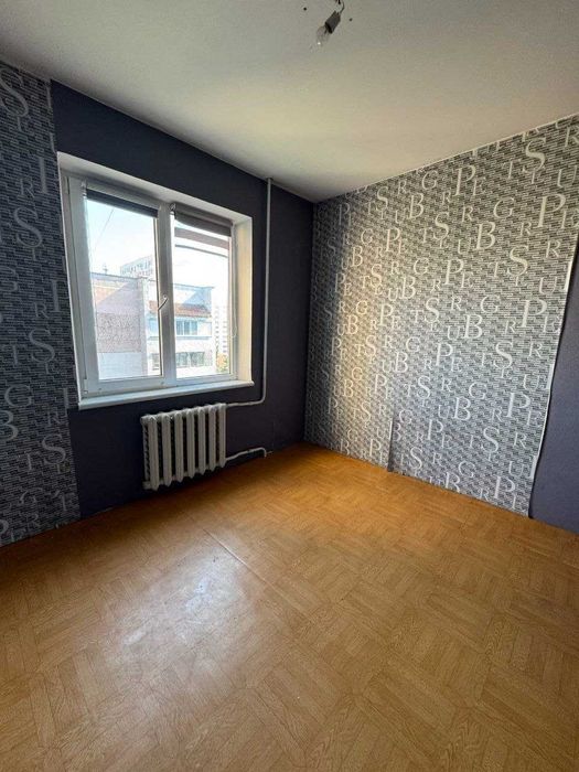 Продається 3 кімнатна квартира на Таїрова, вул. Левітана / Корольова