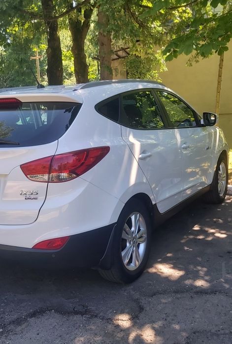 Продаю сімейне авто Hyundai ix35