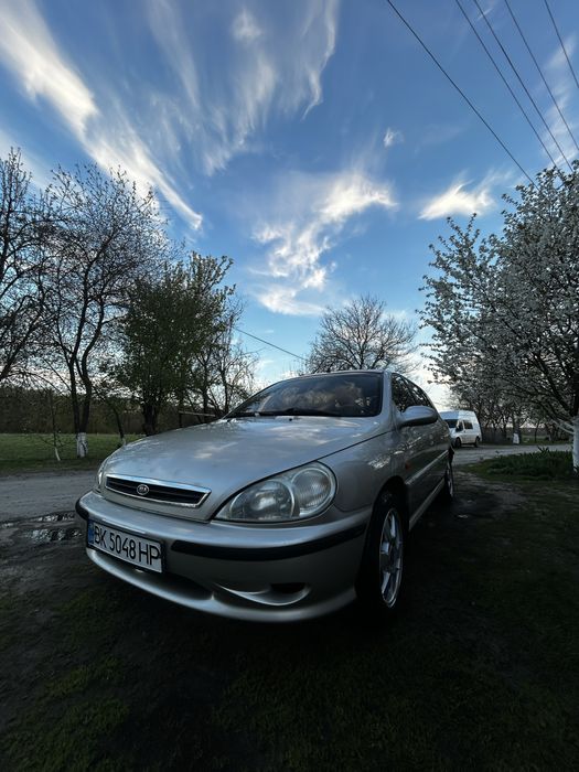 Продам kia rio ls