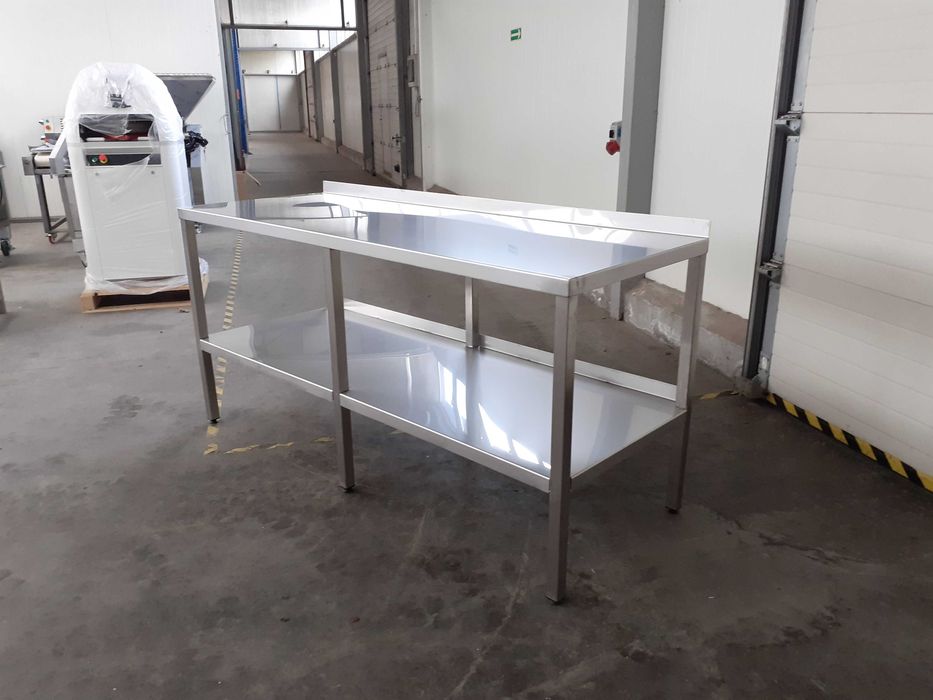 Stół z baletm drewnianym, bukowym, nierdzewny, 3.950 zł netto