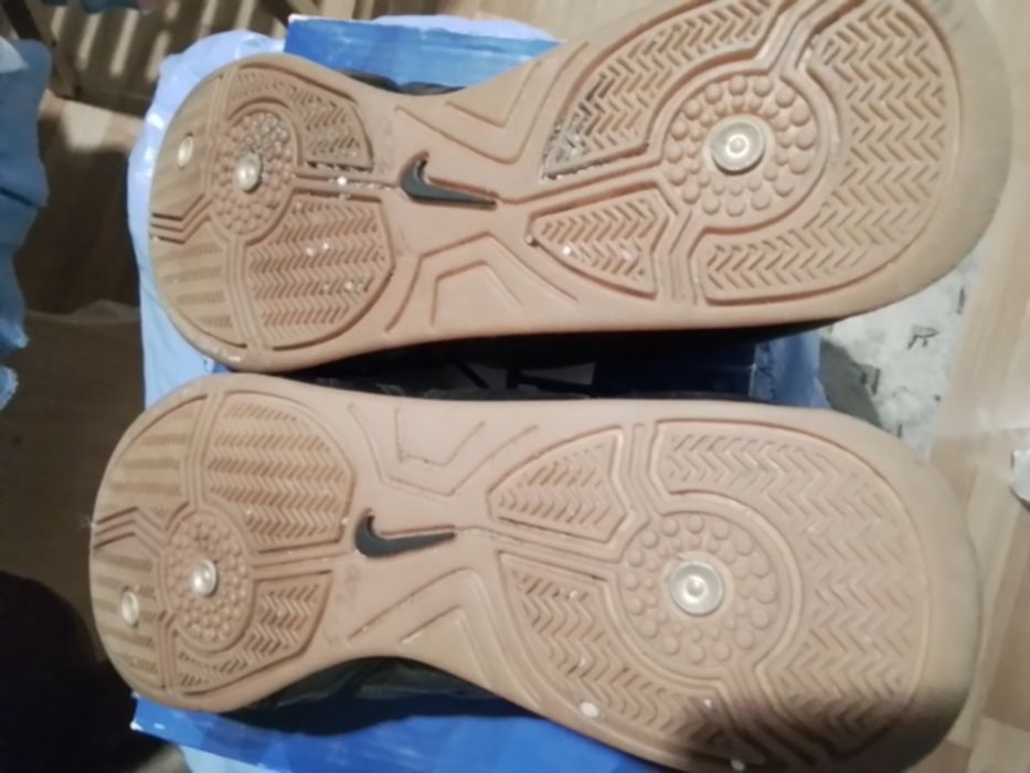 Кросівки футзалки Nike Air сороконіжки 36