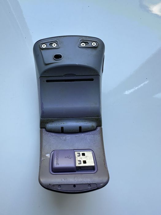 Бездротова мишка Microsoft Arc Mouse