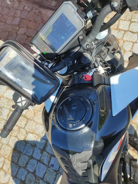 KTM Duke 390 2021 – Extras – Excelente Estado