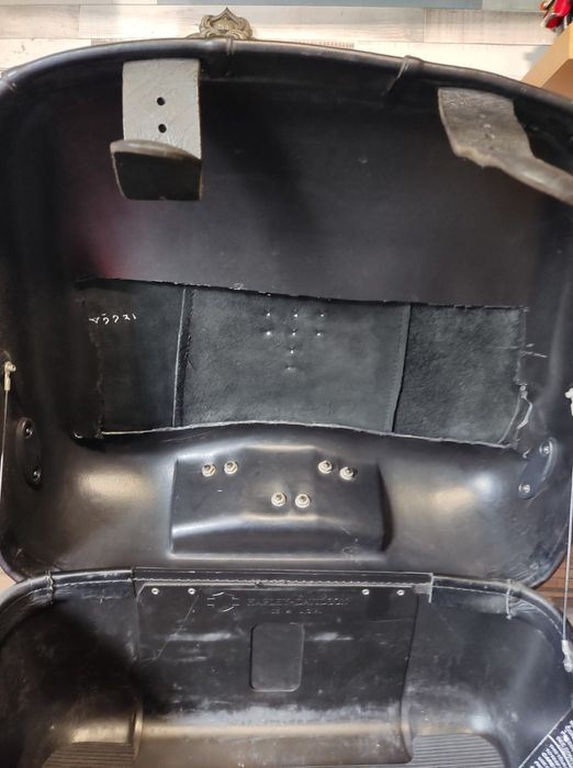 Центральний кофр harley-davidson softail