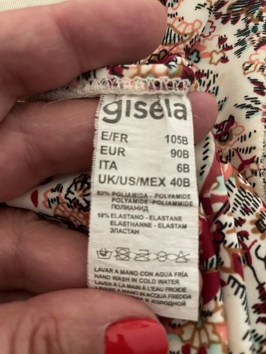 Fato de banho usado uma vez
