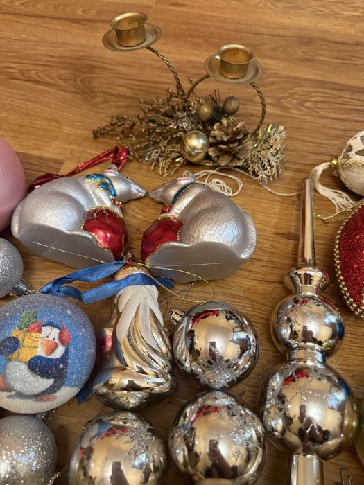 Новорічні іграшки одним лотом