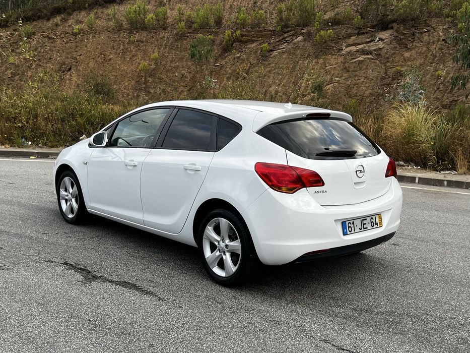 Opel Astra 1.4 2010