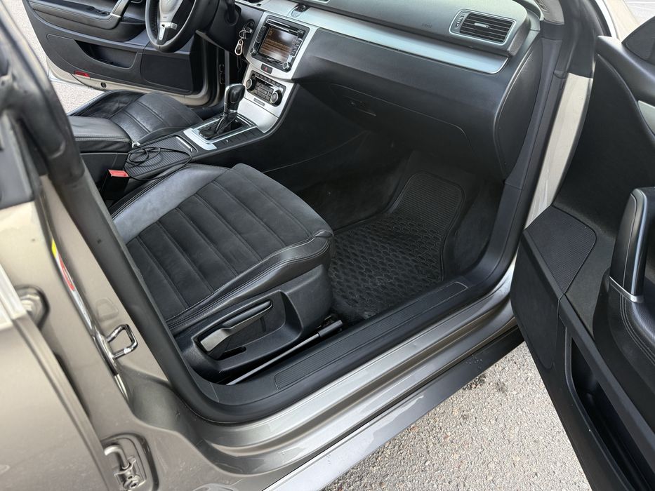 Volkswagen  Passat cc 2011 года 1.8 tsi